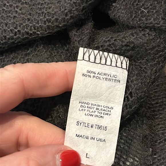 Vintage Havana Women’s Brown Sweater with Gold Heart & Grommets - Picture 5 of 6